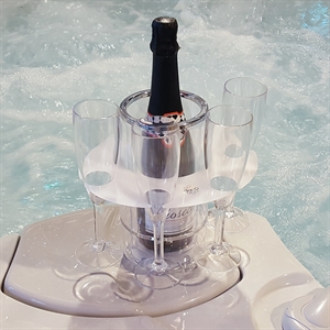 Floating Wine Glasses for Pool Set of 4 Shatterproof Poolside Wine