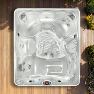 Caldera Spas Martinique Hot Tub
